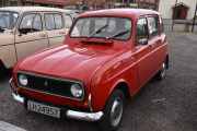 Fredag - Ny norsk bil, det er en Renault 4 fra 1975