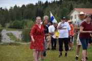 Lørdag - Jeg skal si deg at disse hjulkapslene ruller litt også, så man vet aldri hvor den havner