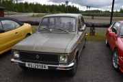 Dette er da min norske bil som han stoppet, han tok meg lett igjen. Dette er en Renault 6 TL fra 1975