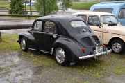 Og her står det en svensk Renault 4CV fra 1960, da er Renault Fregate fremdeles den eldste
