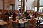 På fredagskvelden så inntar vi middagen i Lodgerestauranten