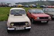 Men nå har været blitt så bra at her husker jeg at jeg filmet rekka også. Første gangen jeg så denne Renault 4 var på Brandbulåven september 2022, det var ikke så mange blomster på den da. Renault 18 så jeg første gangen i 2023, kan det stemme da?