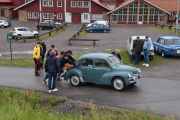 Renault 4CV Luxe fra 1961 kjørte selv opp på hengeren når dem dro i går, men to dager med regn så er det nok - sa bilen
