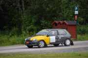 Jeg tror han K. Eriksson har kjørt rally i mange år, hvis jeg ikke tar feil