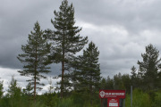 Så passerer vi KNA Solør Motorsport, nå gir jeg dere bare noen stikkord. Finnskogbanen, Finnskogfestivalen og det er der det arrangeres Bilcross, Crosskart og Rallycross