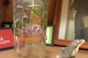 Delfin drammeglass og Delfin keramikk sammen