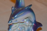 Delfin i porselen