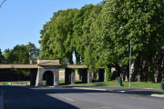 Vi er i Kongens gate og skal også ta en tur opp ved broen der borte
