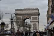 Triumfbuen, egentlig Arc de triomphe de l'Étoile er neste mål