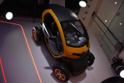 L’Atelier Renault, 53 Champs-Elysées Paris