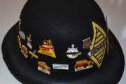 Renault hatt med pins