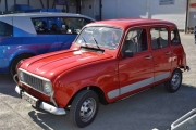 Renault 4 til webmaster også blank og fin
