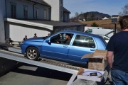 Neste mann kjørte også ned, gikk så fort fordi han kjørte Renault eller er det en Volkswagen?
