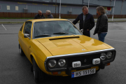 Neste bil er hvem sin? Og hvis jeg ikke dummer meg ut nå er det en Renault 17. Men en flue i øret mitt hvisket at det er en R 1312 og den har jeg ikke hørt om før