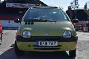 Renault Twingo kom i 1992 med to-dørs variant og modellen ble erstattet med en ny modell i 2007. Dette er en 2000 modell
