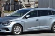 Renault Megane E-Tech Plug-In Hybrid, tenk deg om 30 år når disse blir veteraner. Er det noen som kan se for seg et veterantreff i 2052?