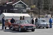 Men det lønner seg og gå rundt å ta bilder, Mercedes-en og Gordini-en har vi sett før, men det gjemmer seg en Renault 4 bak der som vi ikke har sett før