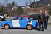 Men nå er vi framme ved Renault-garasjen som har adresse Storlinna 125, og her står det en nyrestaurert Renault Dauphine Gordini og venter på meg
