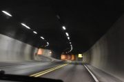 Det skal bli et ekstra tunnelløp her et sted i fremtiden, er visst et EU tunnelsikkerhetsdirektiv...