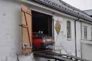 Men nå skal enda en bil ut, det er en Renault Fuego TX fra 1981. Det er ikke så mange igjen av denne sportsbilen her