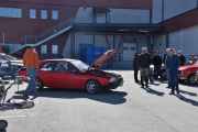 Så bare konstaterer at Renault Fuego er nede, men det er nok flere enn meg som lurer på hvorfor panseret er åpent