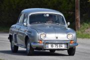 Og her kommer kanskje eldste mann på treffet, det er en Renault Dauphine Gordini fra 1962. Produksjonen av Renault Dauphine var fra 1956 til 1968, og Gordini produksjonen startet i 1957