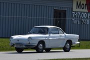 Og her kommer det enda en Caravelle, det er en Renault Caravelle fra 1963. Eller kan det være en Renault Floride S fra 1963?